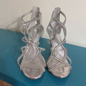 Aldo metallic silver sandals (size 11)
